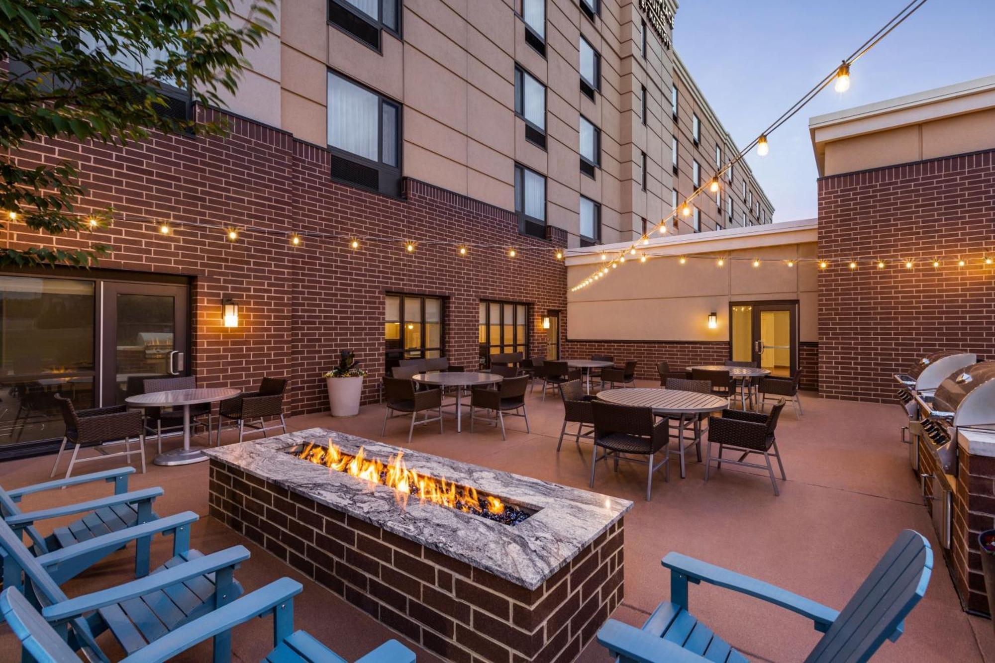 Towneplace Suites By Marriott Harrisburg West/Mechanicsburg Exterior foto